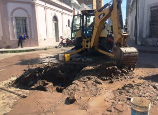 En zona céntrica. Se trabajó para arreglar una pérdida de agua