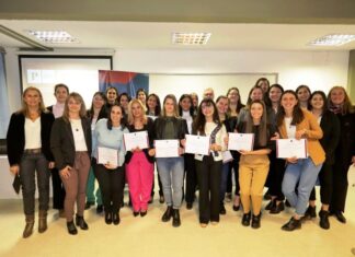 Uader. Otorgaron los primeros certificados del Postítulo