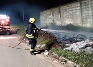 BOMBEROS. Sofocan un incendio junto al club Atlético Uruguay