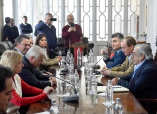 El río Uruguay hacia la navegabilidad a 34 pies