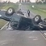 Pagina 7 Camioneta volcó al maniobrar