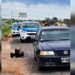 Pagina 7 Robó un auto y tras una persecución fue detenido