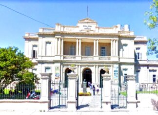 Se realizan los actos por los 150 años de la Normal
