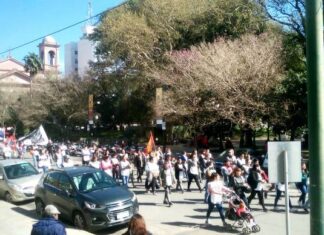 El Polo Obrero marchó en torno a la plaza Ramírez