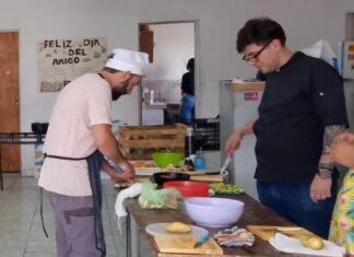Dictan curso sobre ayudante de cocina en el SUM de la Quilmes