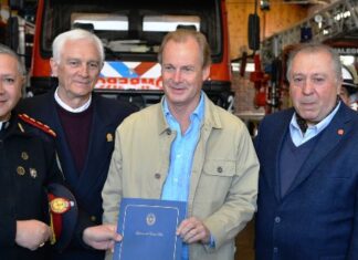 Bordet entregó la Ley de Bomberos Voluntarios