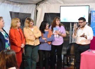Presentaron la primera antología infantil «yo superhéroe»