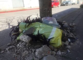 La calle en tu barrio. Quejas por escombros en una esquina