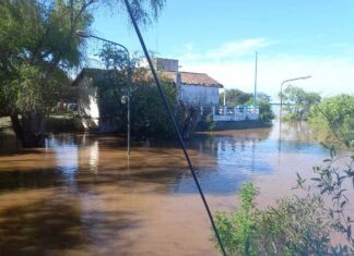 Envían ayuda para los evacuados en Entre Ríos
