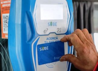 Denuncian maltratos por colectiveros a pasajeros por no saber usar la SUBE en Concepción