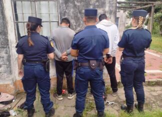 Dos ladrones presos tras ingresar a una casa