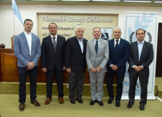 Cinco secretarios se hicieron cargo de sus áreas