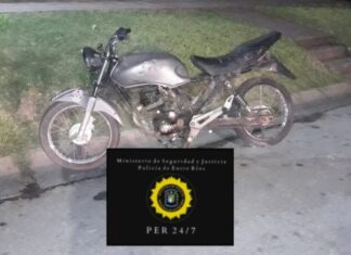 Secuestro de moto en la vía publica