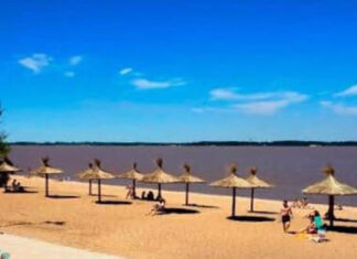 Isla del Puerto: Piden se respeten las áreas habilitadas para bañarse