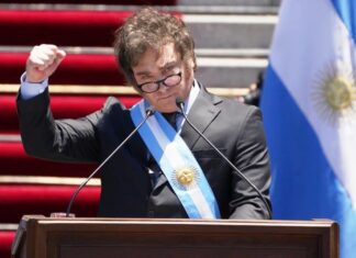 La realidad dual de los 100 días de Milei