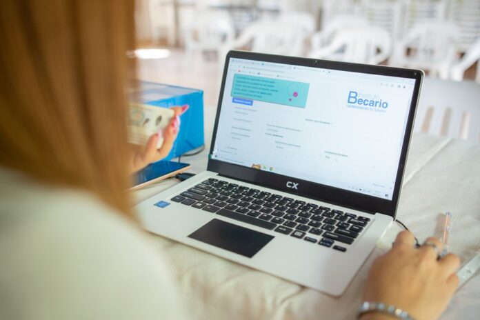 becas de nivel secundario1