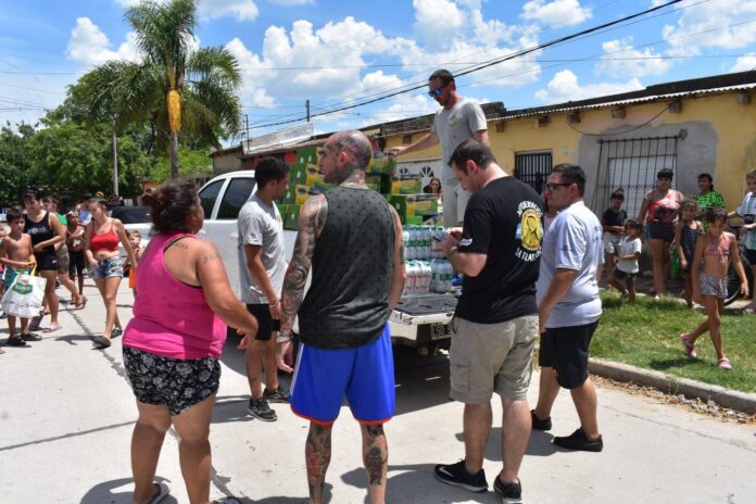 emanuel noir - donación a carita feliz1