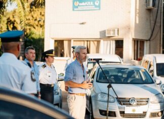 Frigerio entregó 50 vehículos a la policía de Entre Ríos para investigaciones