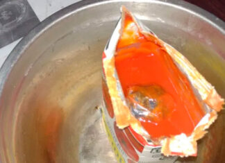 Abuelita llevó una salsa de tomate con drogas y pastillas a su nieto preso