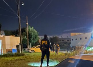 Cerca del Hospital Urquiza: secuestran droga, una bicicleta y documentación