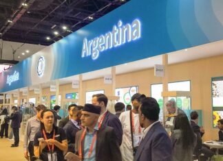 FERIA DE DUBAI. Trece empresas recibieron pedidos de cotización