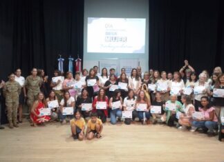 Mes de la mujer. Por su labor comunitaria. Otorgaron reconocimiento a más de 40 vecinas