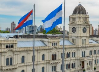 Gobierno se reúne hoy en paritaria con gremios docentes y estatales