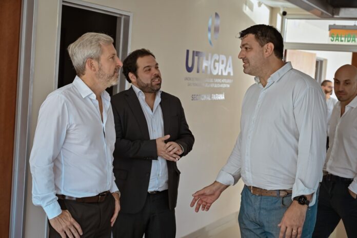 turismo - encuentro entre rogelio frigerio y la uthgra1