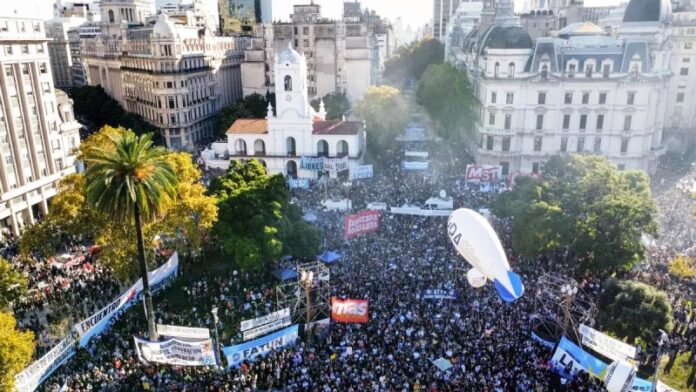 08 Marcha universitaria 2