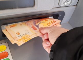 Finaliza el pago mensual a jubilados y pensionados con el haber mínimo