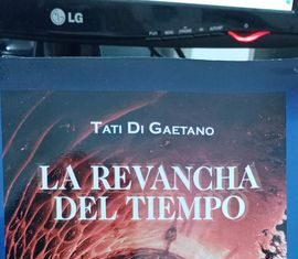 Tati Di Gaetano presenta su libro en el Club Social