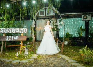 Sofía arribó a sus 15 años (Charreun).