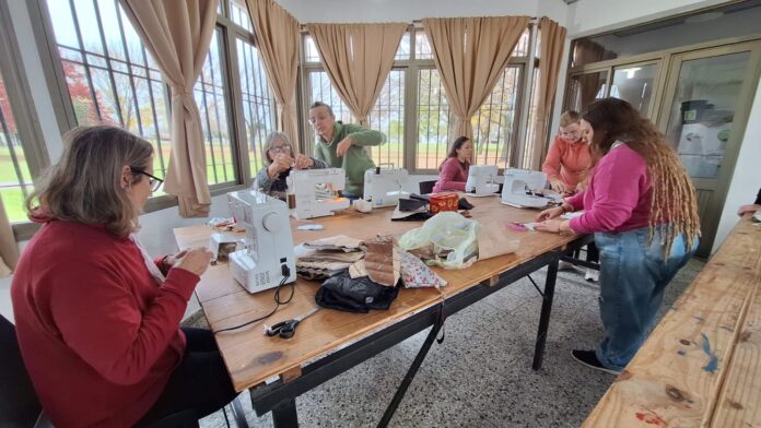 TALLER DE COSTURA1