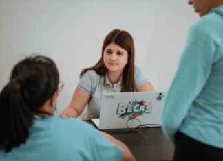 Empezó el pago de becas provinciales de todos los niveles