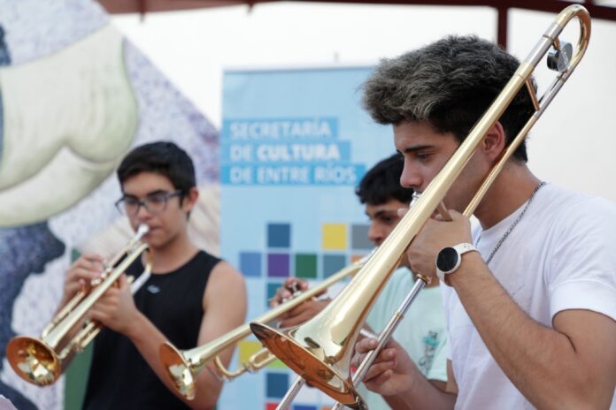 gualeguaychú - nueva orquesta yaguarí guarzú1
