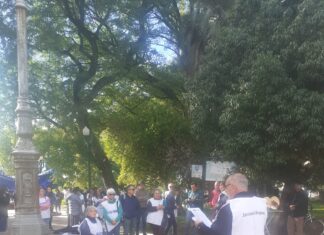 Con una radio abierta y acto en la plaza Ramírez los trabajadores dijeron «no» al ajuste