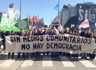 Del periodismo como quinto poder a la comunicación digital