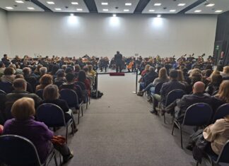 Hubo un nuevo concierto de la Sinfónica y continúa la participación de vecinos que asisten por primera vez