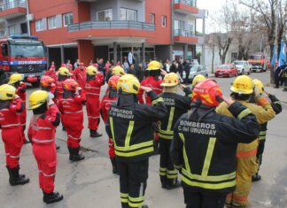 Los bomberos voluntarios conmemoraron los 140 años de la creación del primer Cuartel
