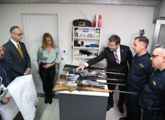 El poder judicial entregó armas a la policía de Entre Ríos