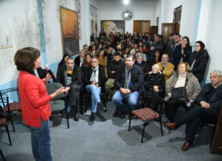 Blanca Osuna disertó sobre la ley Bases y sus posibles efectos