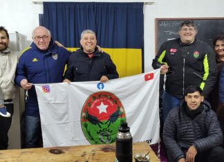 La Peña de Boca recibió una importante donación de ropa