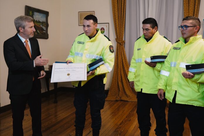 reconocimiento a policías1