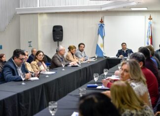 PARITARIA SALARIAL. El Gobierno ofreció 5% y una suma de $120.000