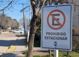 Caseros: Empieza a regir nueva disposición para el estacionamiento en calle 004