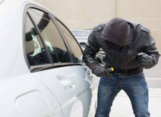 Inseguridad: Vecinos reclaman por intentos de robos y destrozos en autos