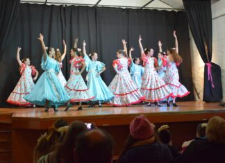 Las danzas del Instituto Arco Iris estuvieron en el Marga