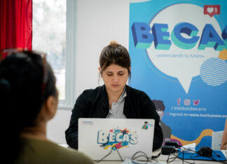 Comenzó el cronograma de pago de becas de nivel secundario