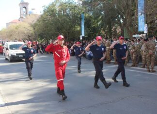 Bomberos se sumó a los festejos por los 175 años del Colegio