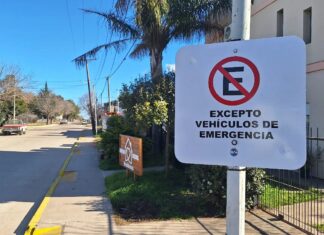 Modifican el estacionamiento sobre calle 044 entre 017 y 023